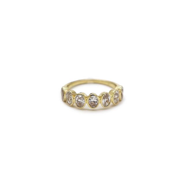 OVAL DIAMOND BEZEL RING